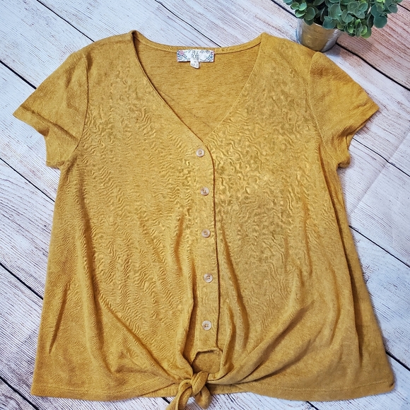 Pink Rose Women's Junior's yellow buttons and knot top Medium - Picture 1 of 8